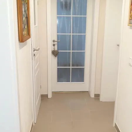 Appartement Ferienwohnung *